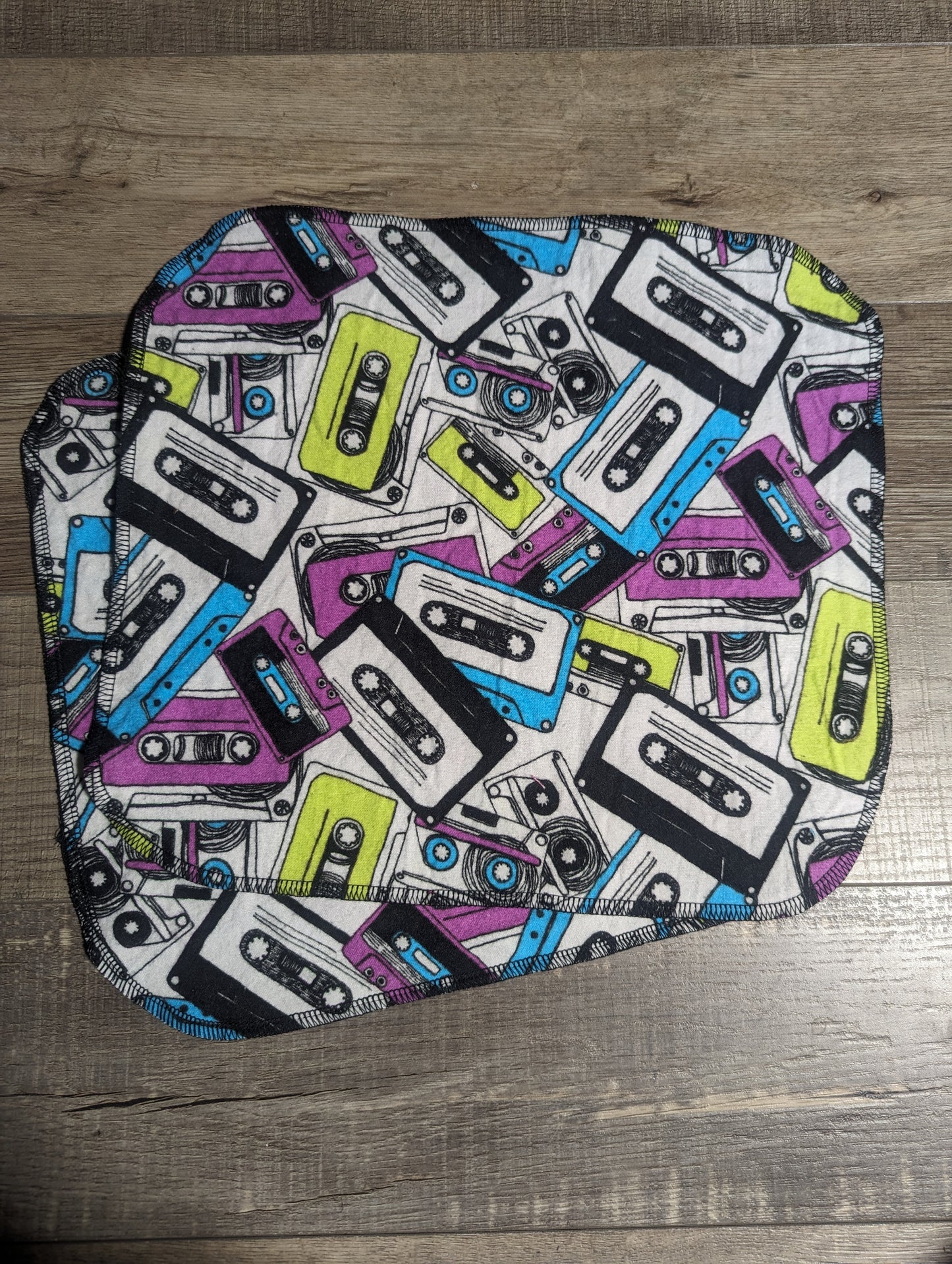 Cassettes full sheet unpaper towels (2 ply)