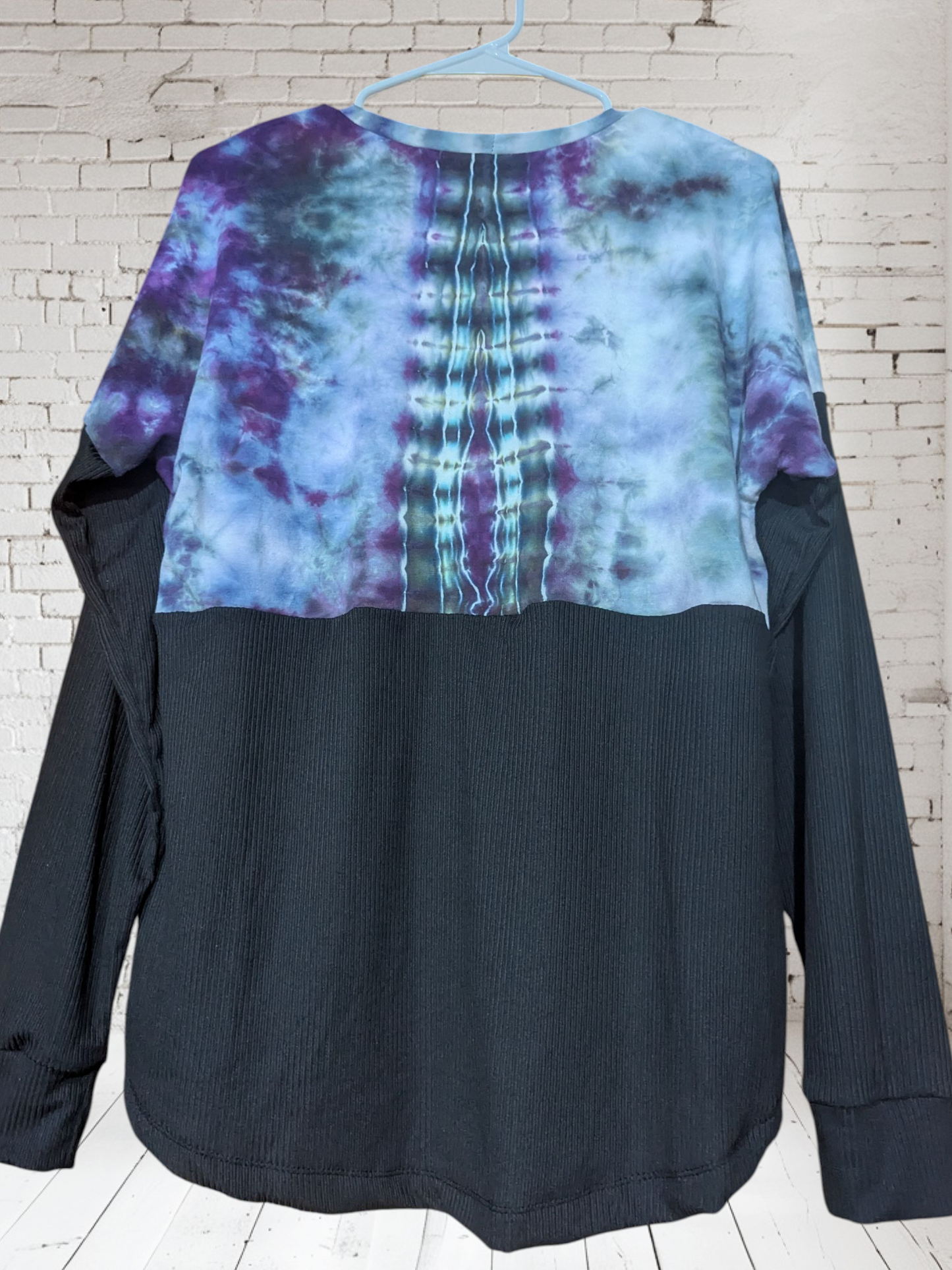 Women's Large Scoop Neck Dolman