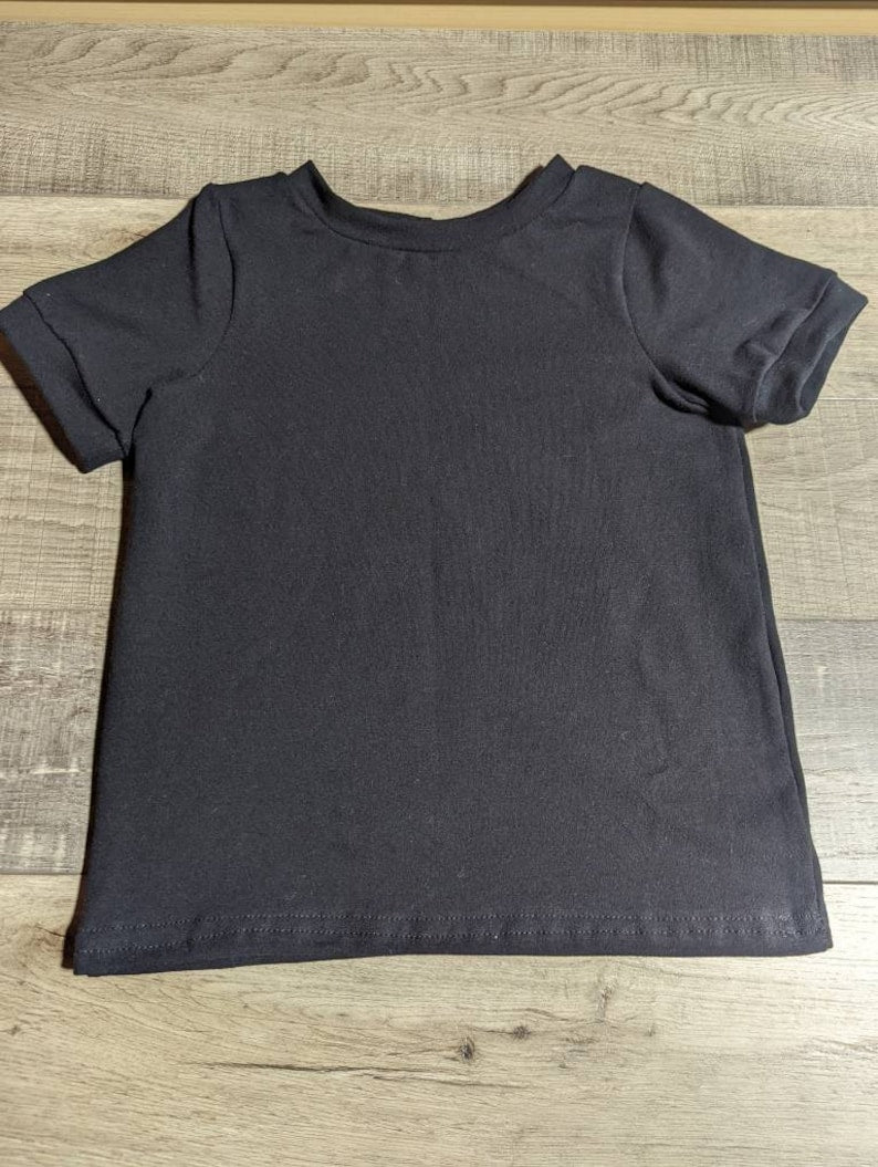 Solid GWM Shirt w/Hem