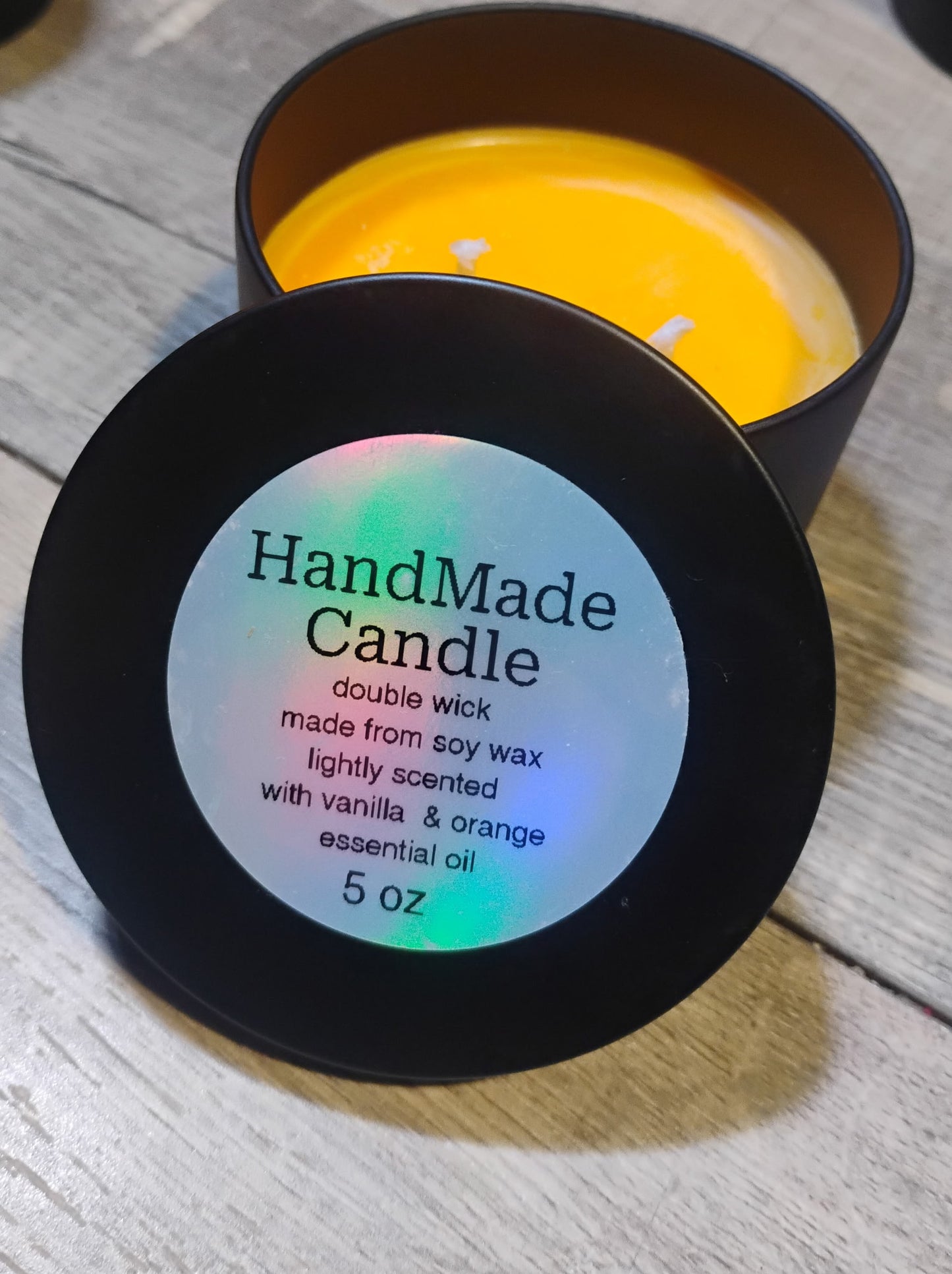 5 oz Double wick Vanilla & orange Candle