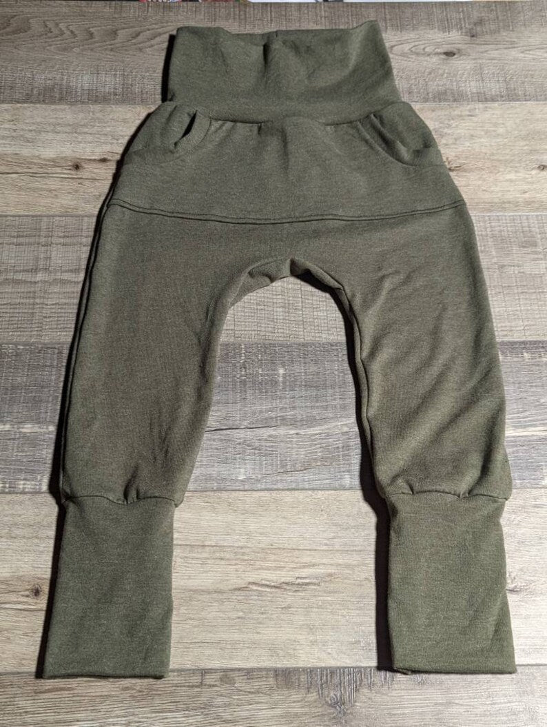 Solid GWM Bunny Bottms Jogger Pants