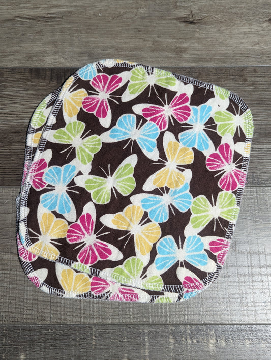 Retro Butterfly wipes (2 ply)
