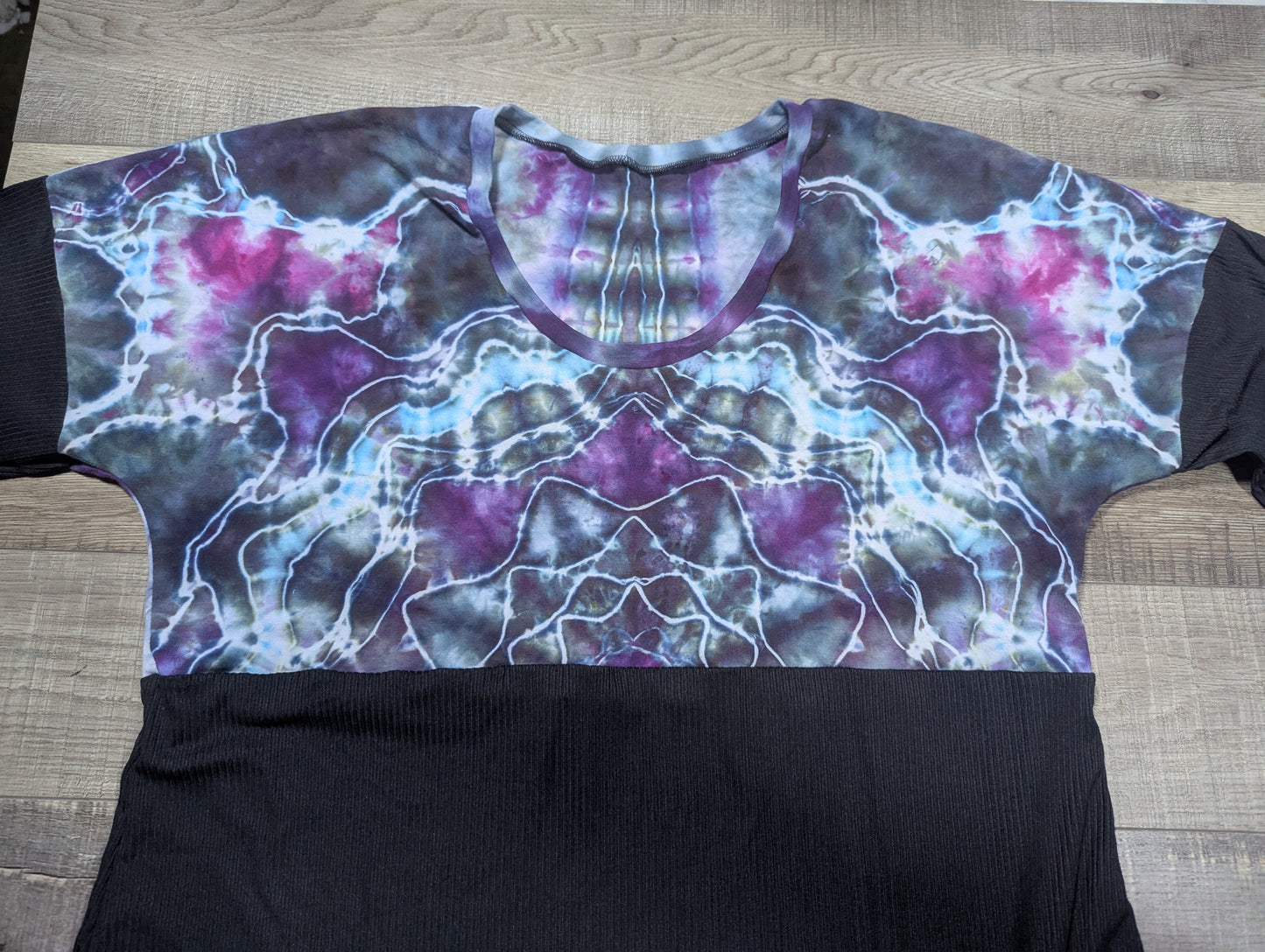 Women's Large Scoop Neck Dolman