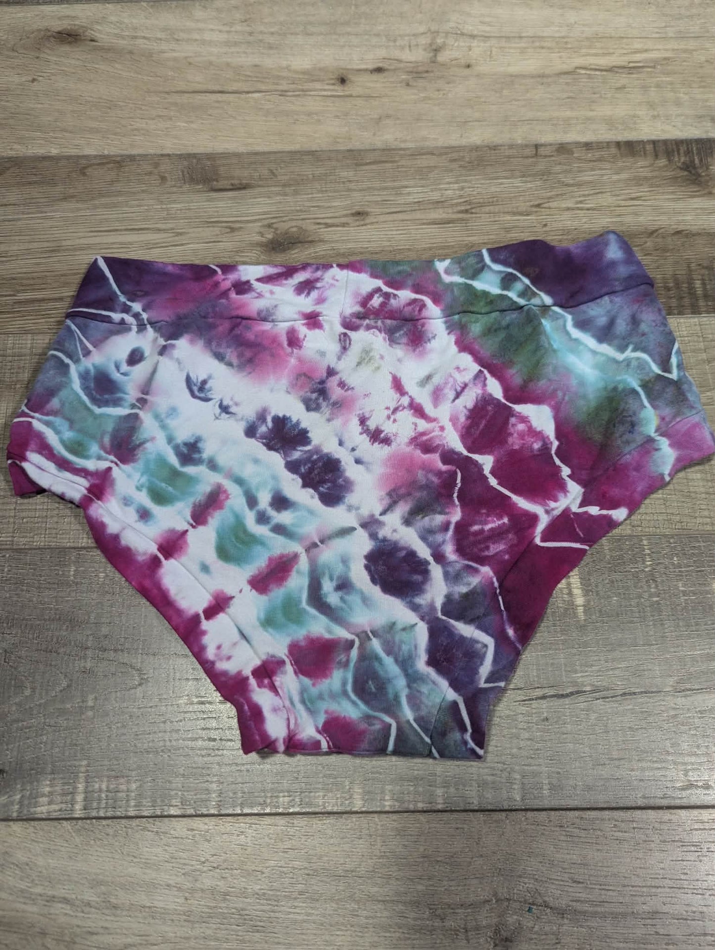 Medium Cotton Booty cut