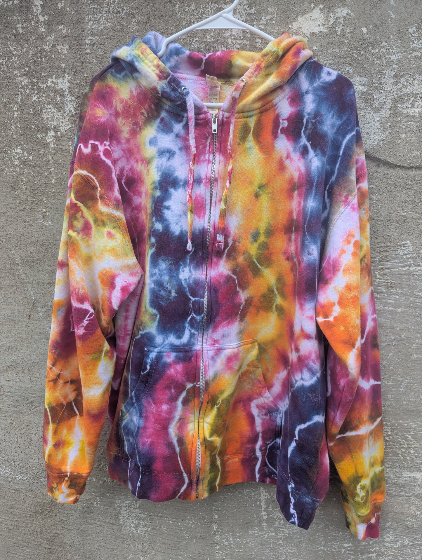 XL Independent Trading Co. Zip up Hoodie