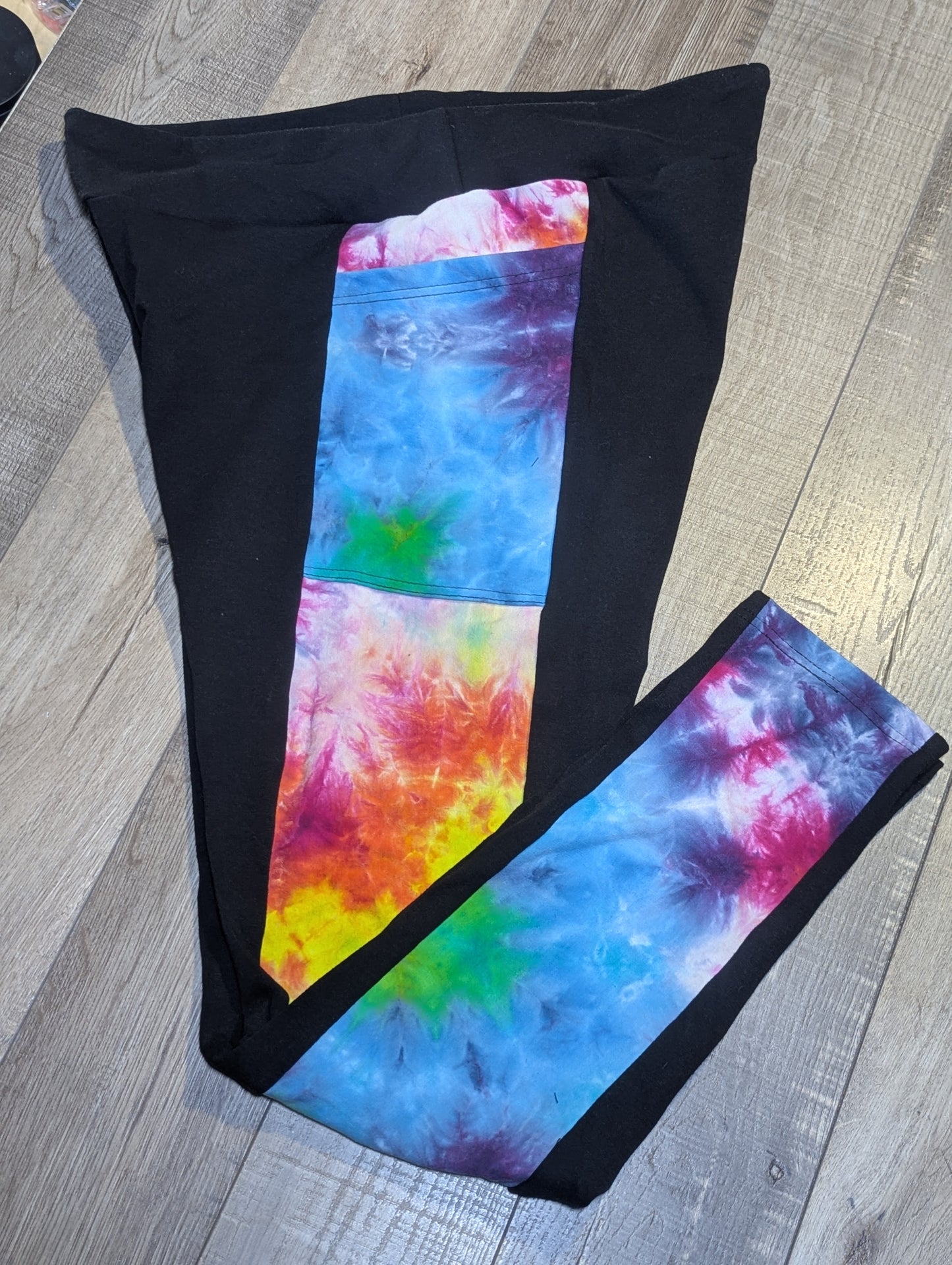 XL Woman's Pocket Leggings w/contoured waistband