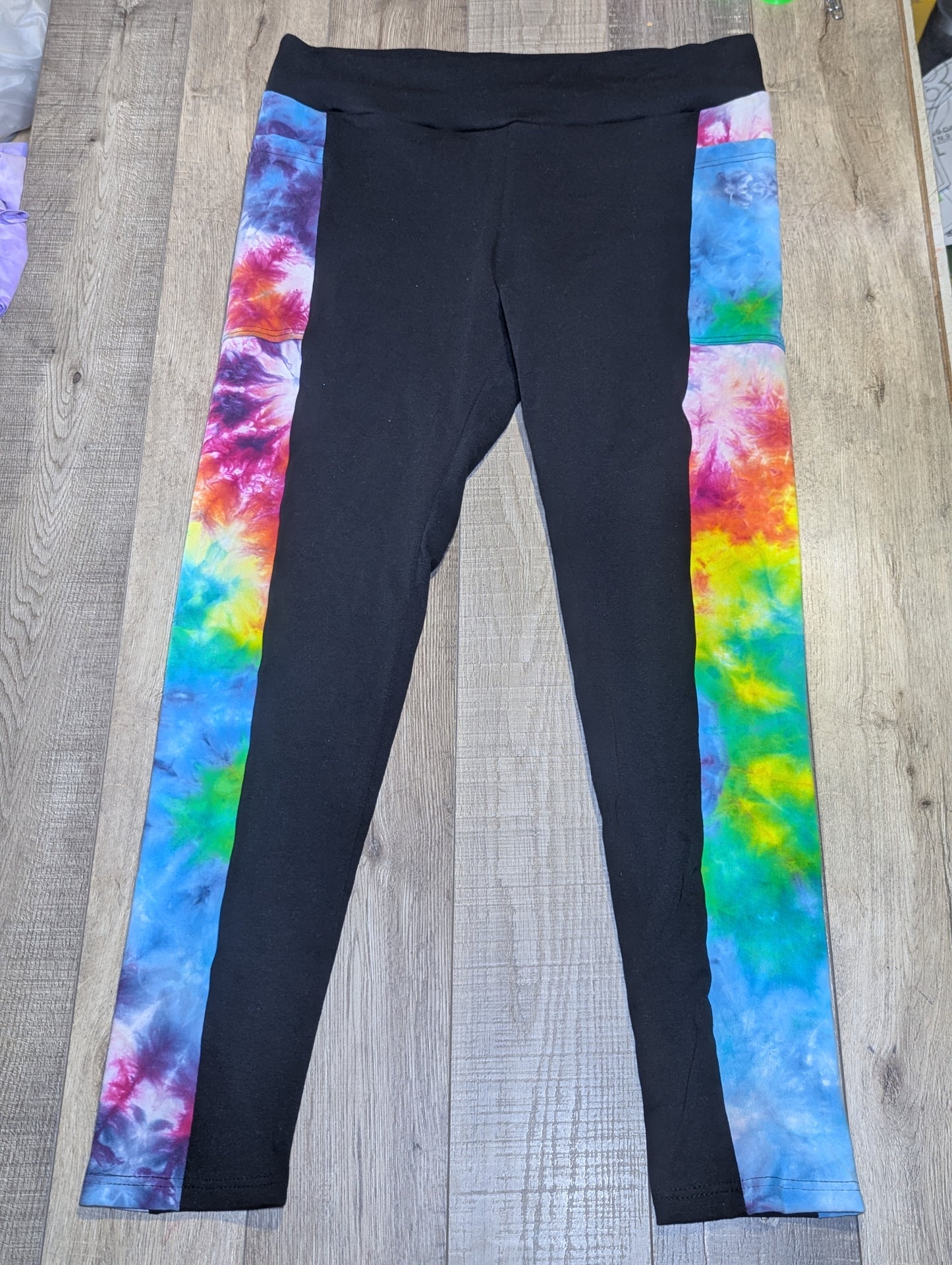 XL Woman's Pocket Leggings w/contoured waistband