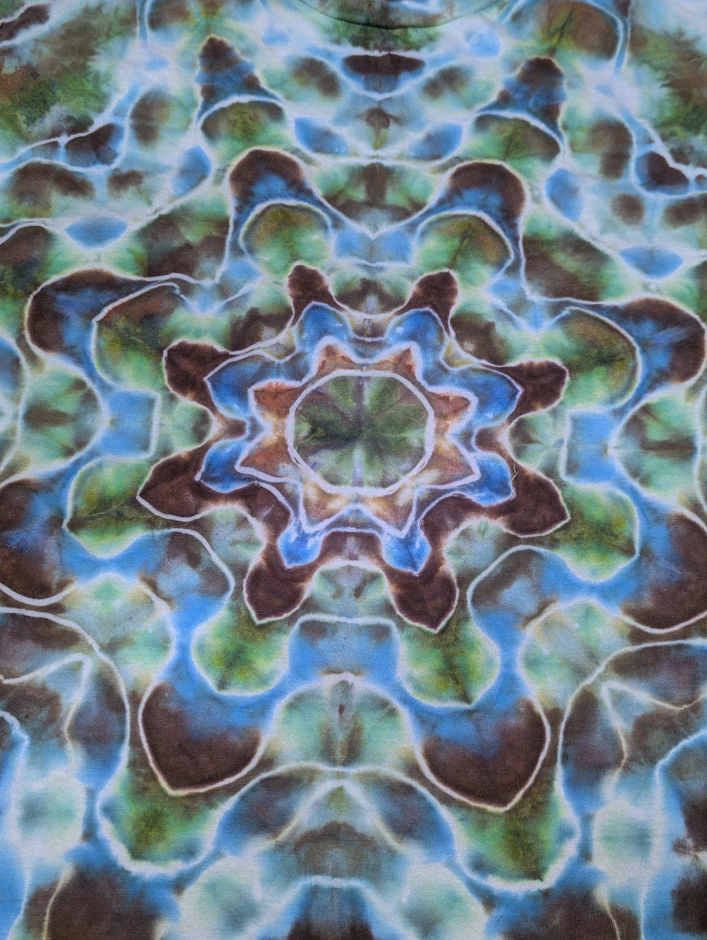 M Unisex Soft style tee