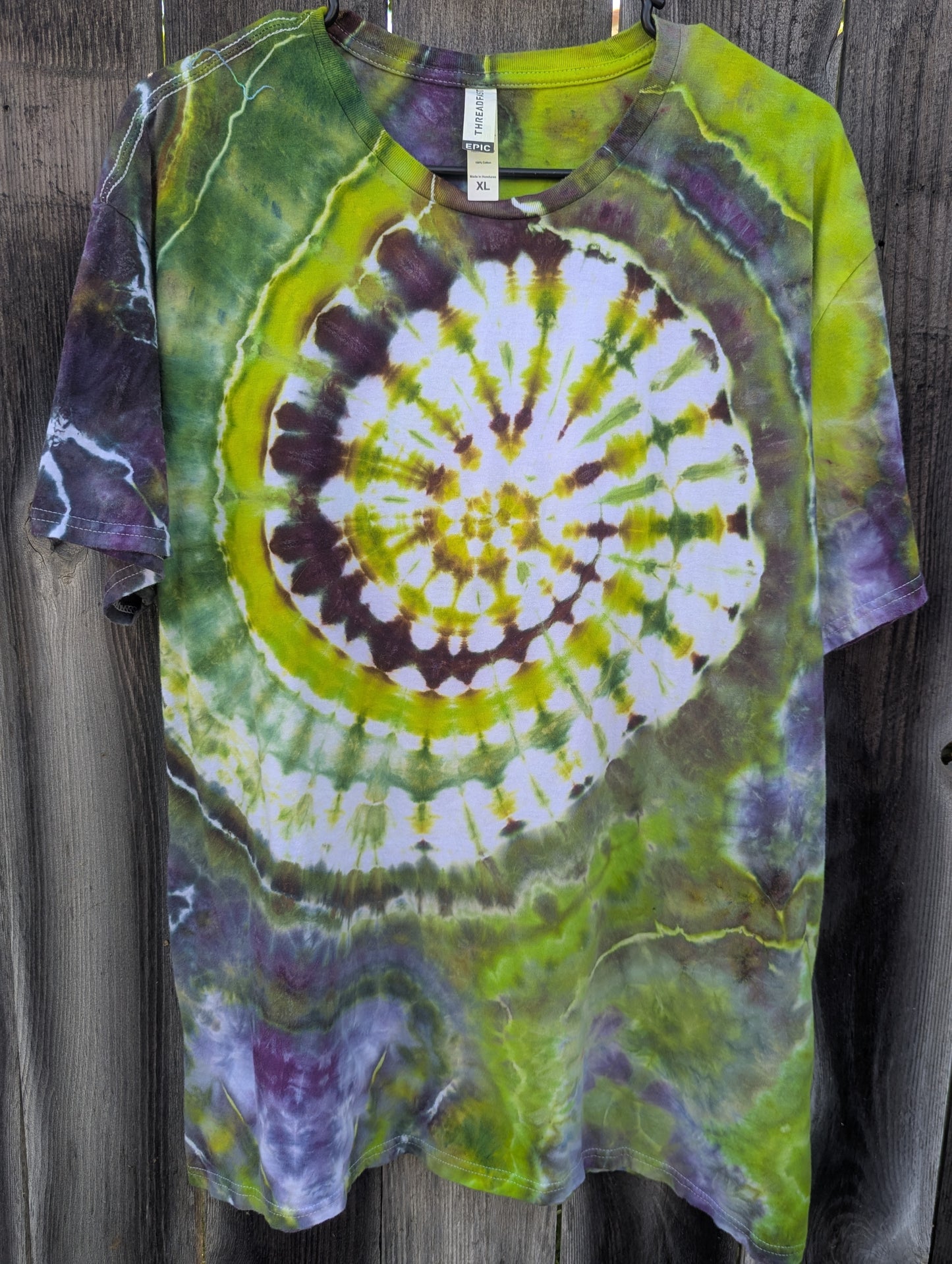 XL Unisex Epic Tee